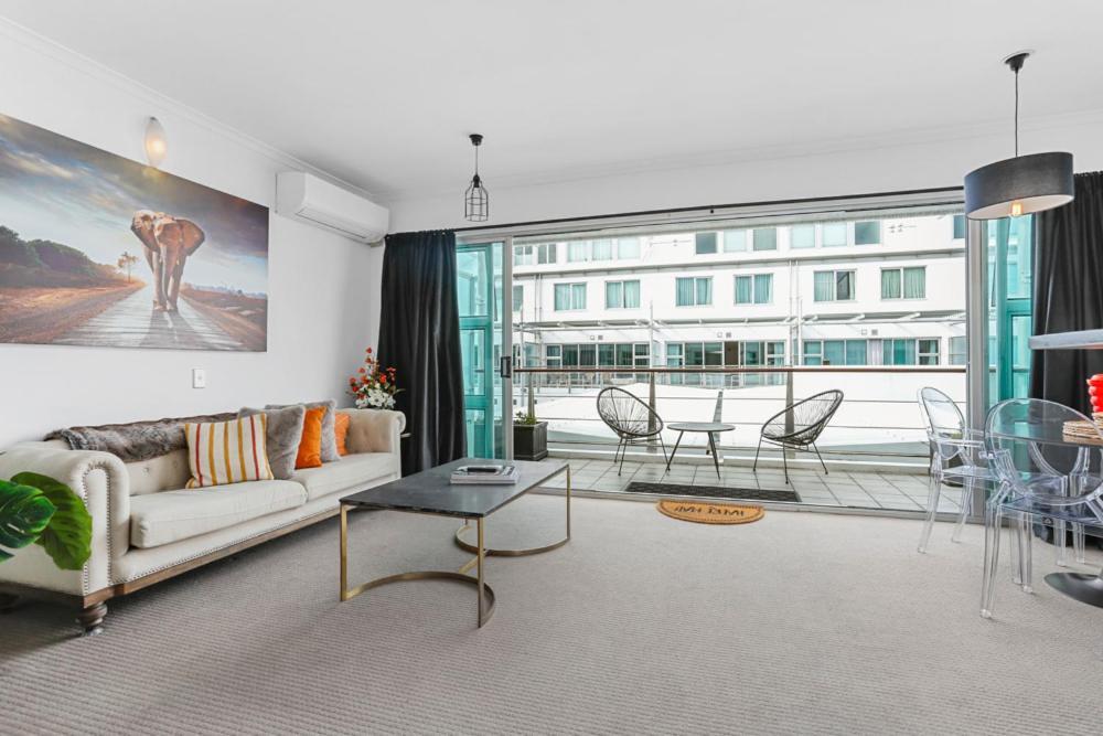 Funky One Bedroom Apartment On Princes Wharf Auckland Exterior photo